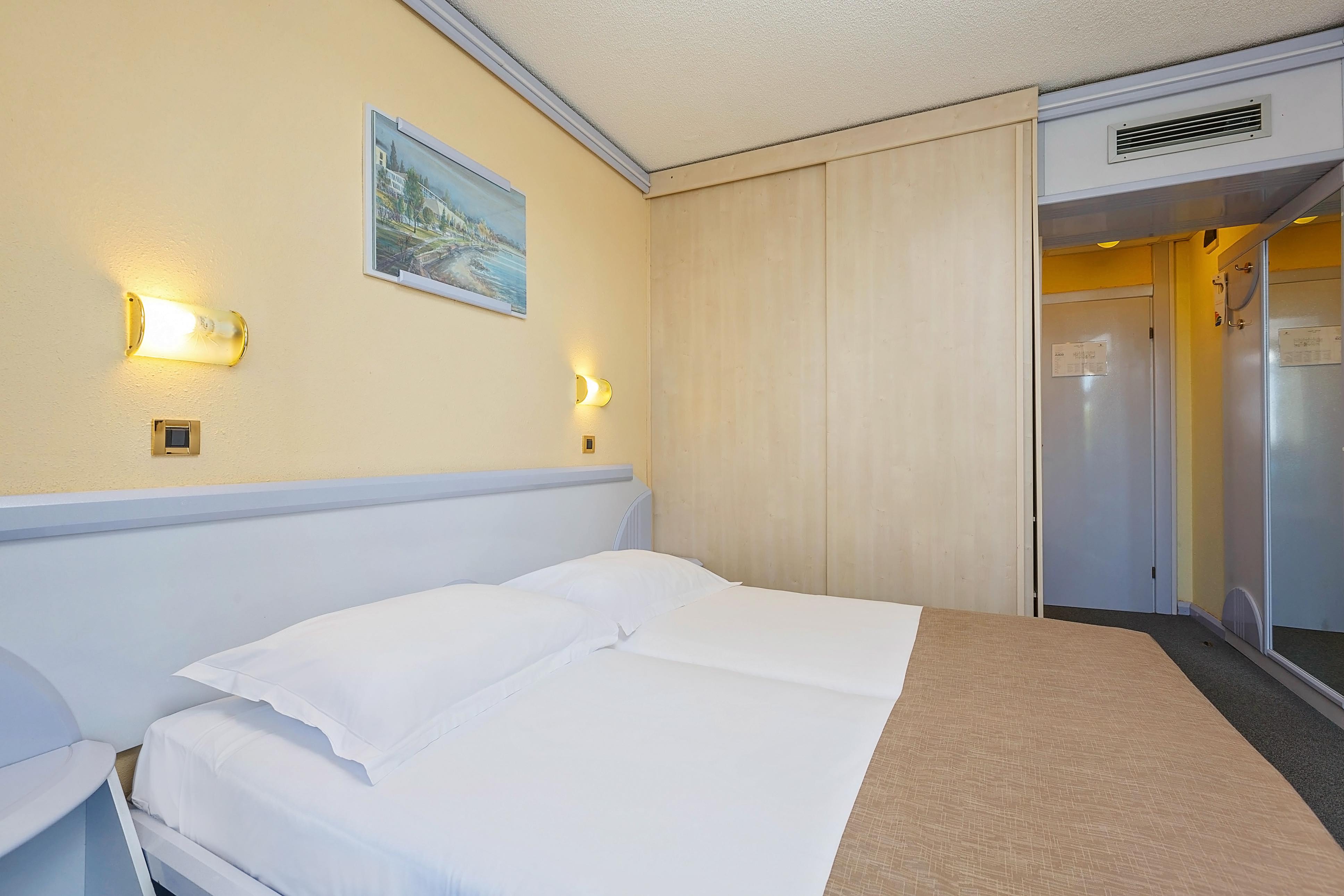 Hotel Plavi Plava Laguna Porec Esterno foto