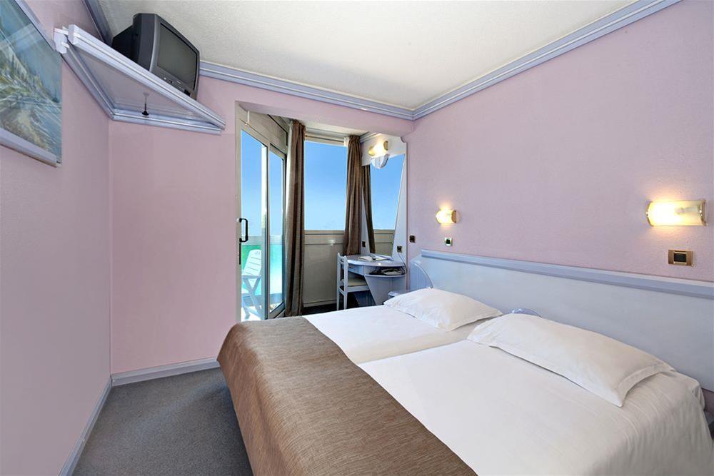 Hotel Plavi Plava Laguna Porec Esterno foto