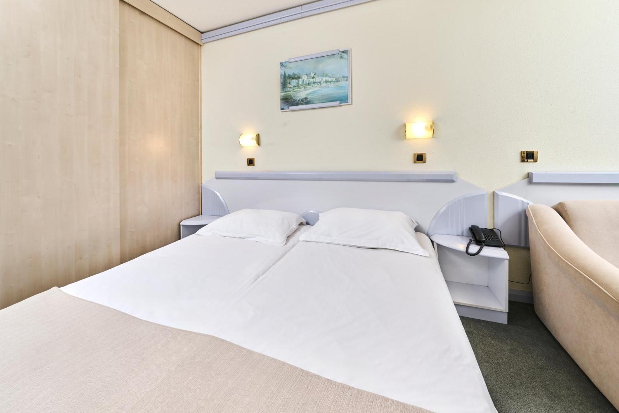 Hotel Plavi Plava Laguna Porec Esterno foto